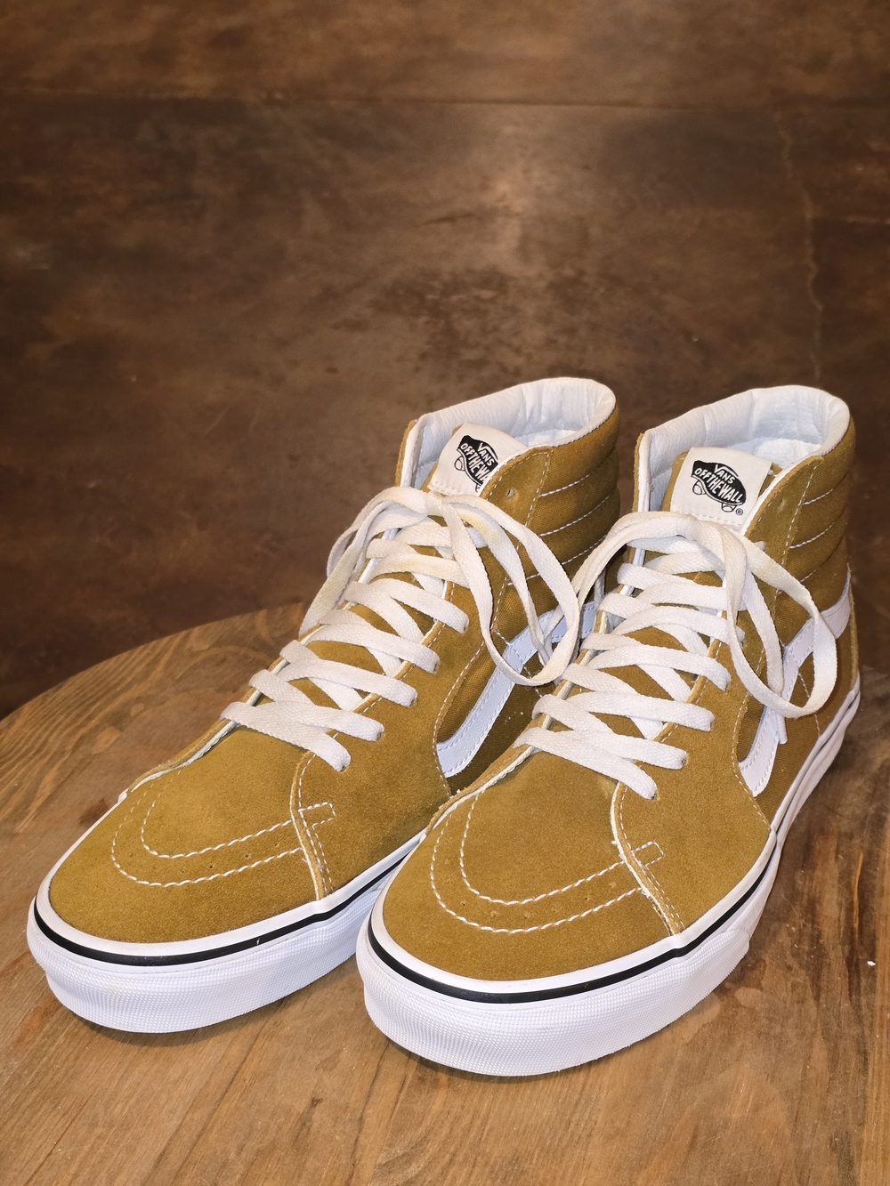 VANS Sk8-Hi Color Theory Golden Brown High Top Sneakers Men’s 9.5 / Women’s 11